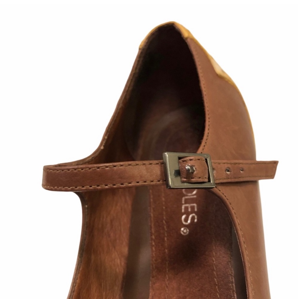 AEROSOLES Lapel Peep Toe Wingtip Pumps size 8.5 Mary Jane Style - Picture 8 of 9